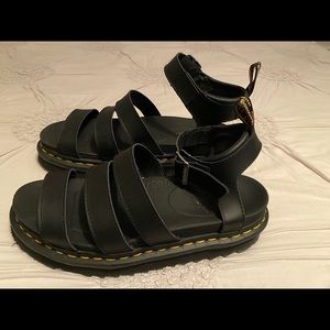 Dr Martens Blaire Flatform Sandal